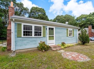 199 Buckwood Dr, Hyannis, MA 02601