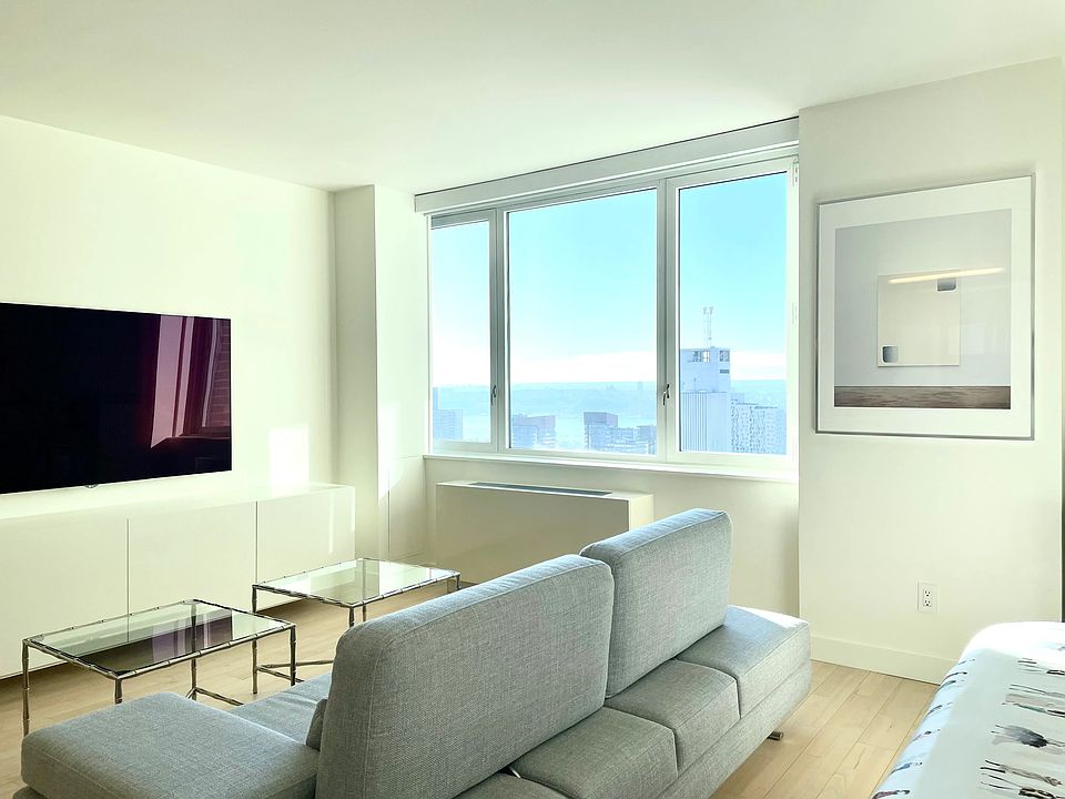 1st image of 322 W 57th St APT 43V