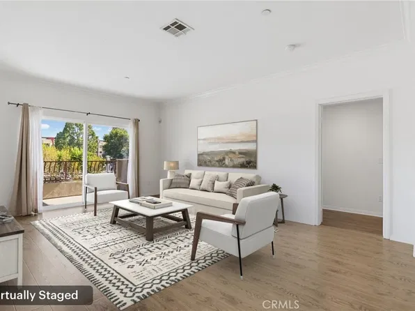 9610 Zelzah Ave APT 203, Northridge, CA 91325