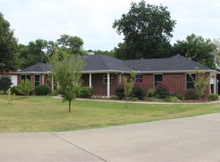 6820 Meadow Ridge Cir, Nevada, TX 75173