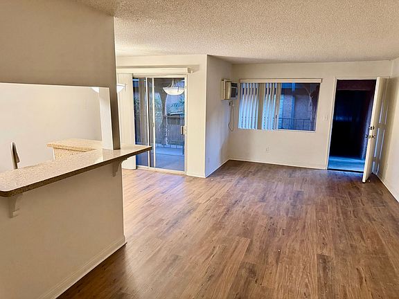 3rd image of 1219 S Alta Vista Ave APT 224