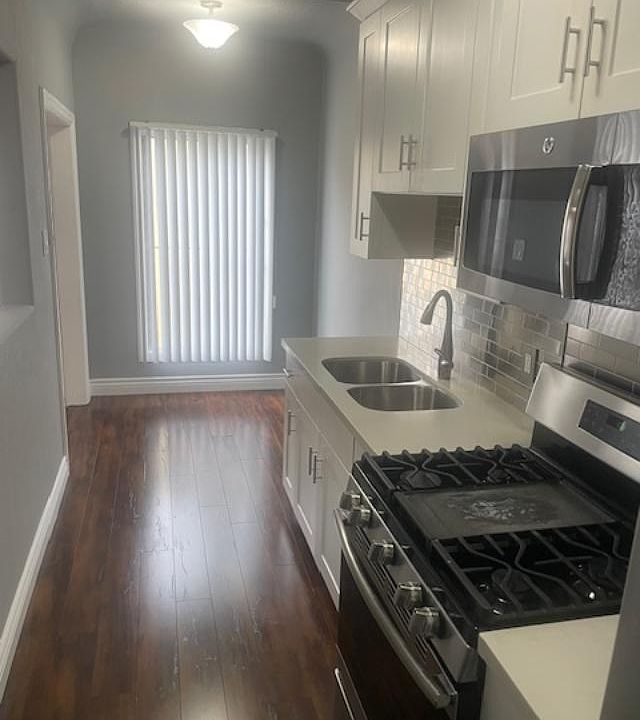 1st image of 1921 Whitley Ave #9