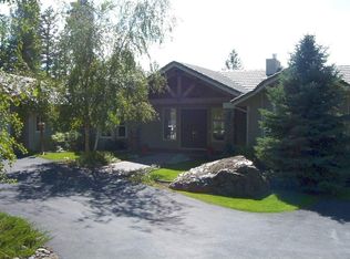 40 Rock Cliff Pl, Bigfork, MT 59911