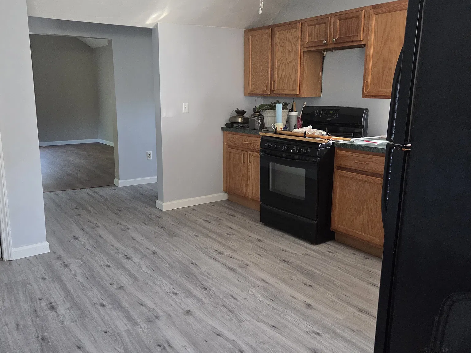 2 bed, 1100 sqft, $2,500 — Photo 2