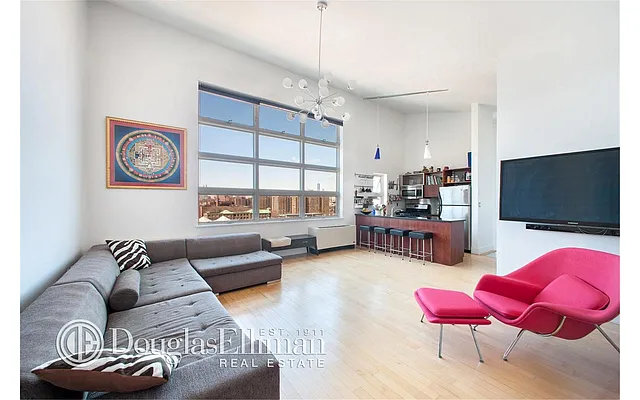 Sold by Douglas Elliman | media 27