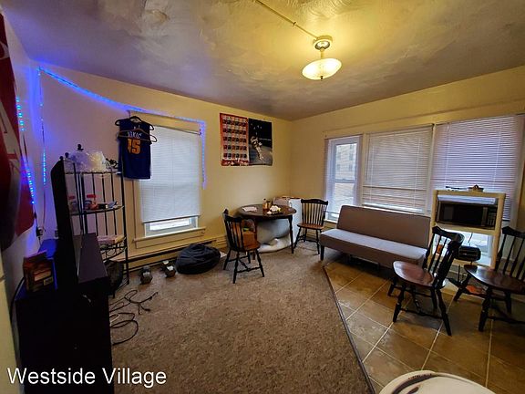 5th image of 400 S Allen St #9081181