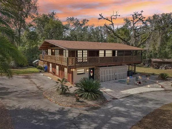 13345 14th St, Dade City, FL 33525