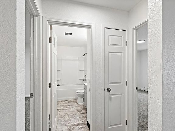 3rd image of 3921 Peterkin Ave #3