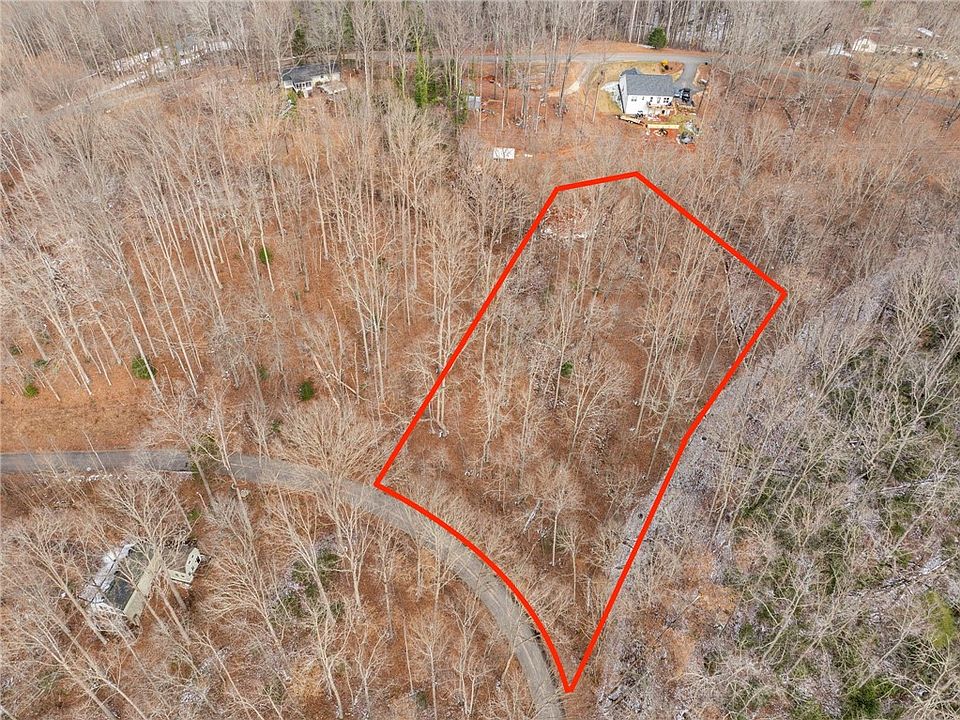 1st image of 37 Forest Dr