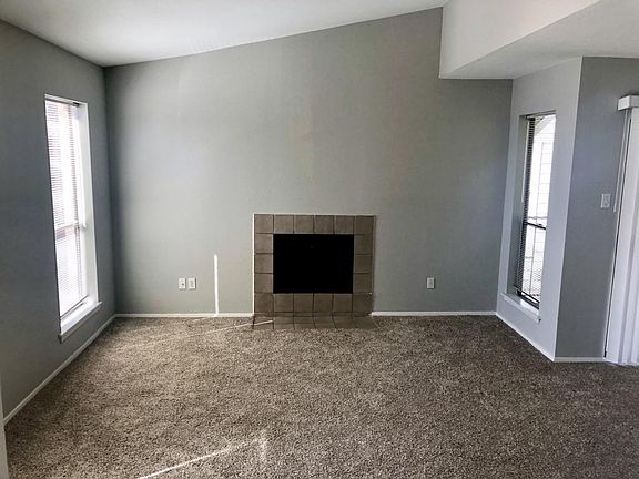 5th image of 6602 Harbor Town Dr #4060