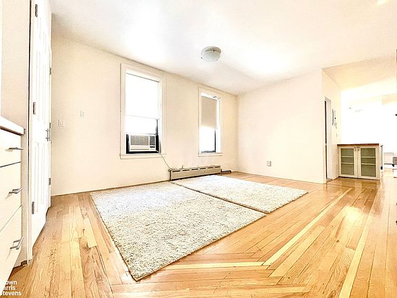 5th image of 880 W 181st St APT 5E