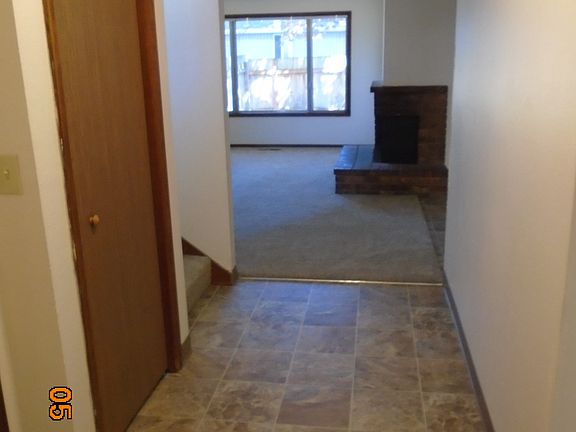 2nd image of 1076 46th Pl SE