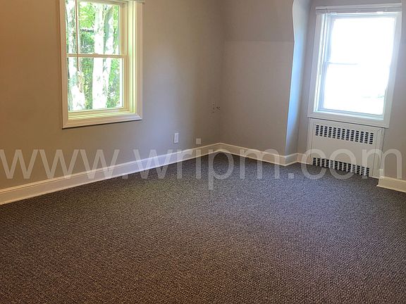 5th image of 61 Keeney Ave
