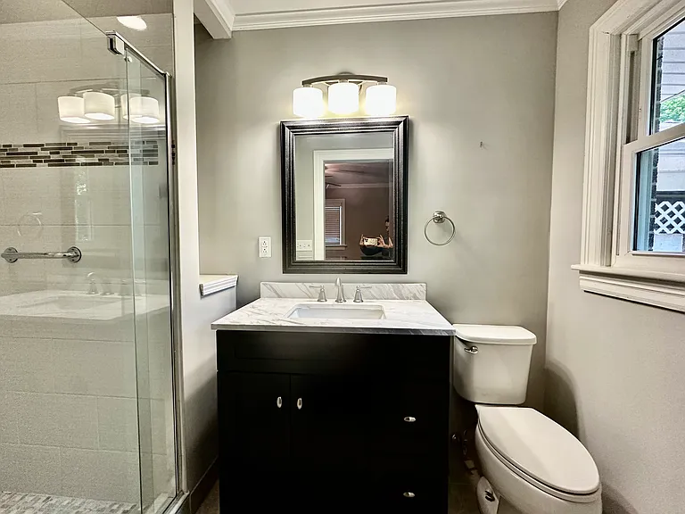 710 Neil St — Photo 25