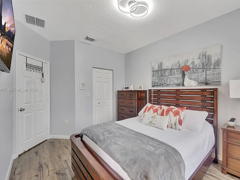 11227 SW 230th Ter — Photo 7