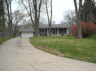 180 Keathley Dr, Battle Creek, MI 49014