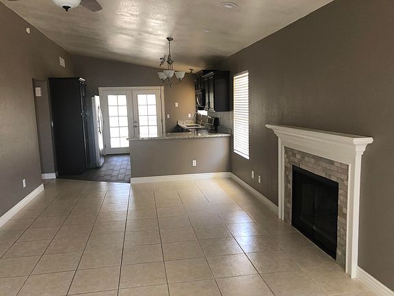 5th image of 8404 W Campbell Ave