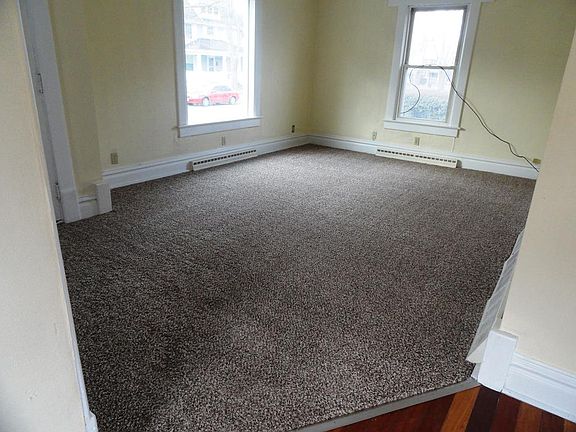2nd image of 624 Girard Ave
