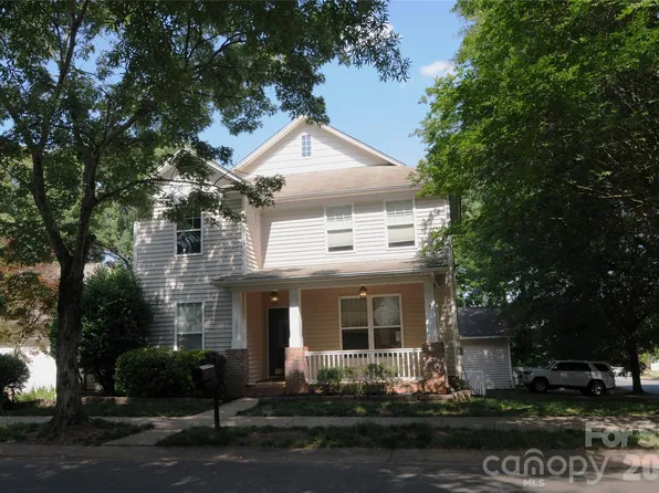 12735 Cross Dale Dr, Huntersville, NC 28078