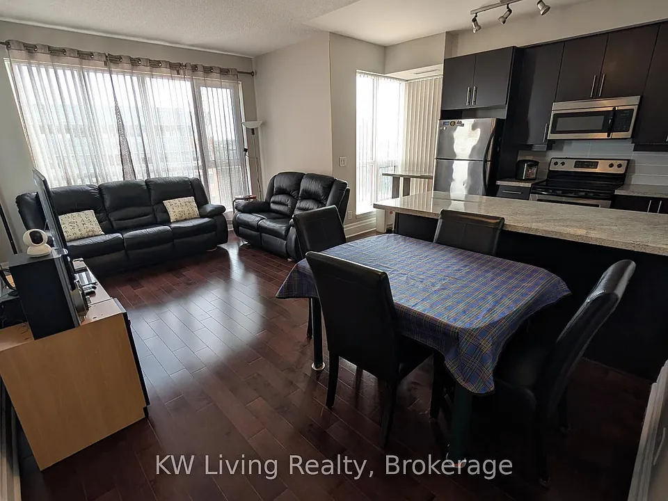 21 Upper Duke Cres #610B