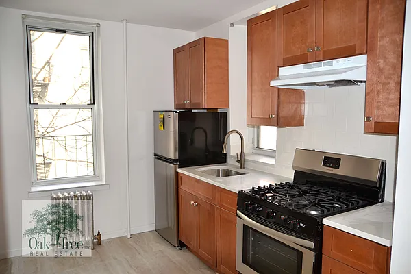 Rented by Oak Tree LLC | media 26