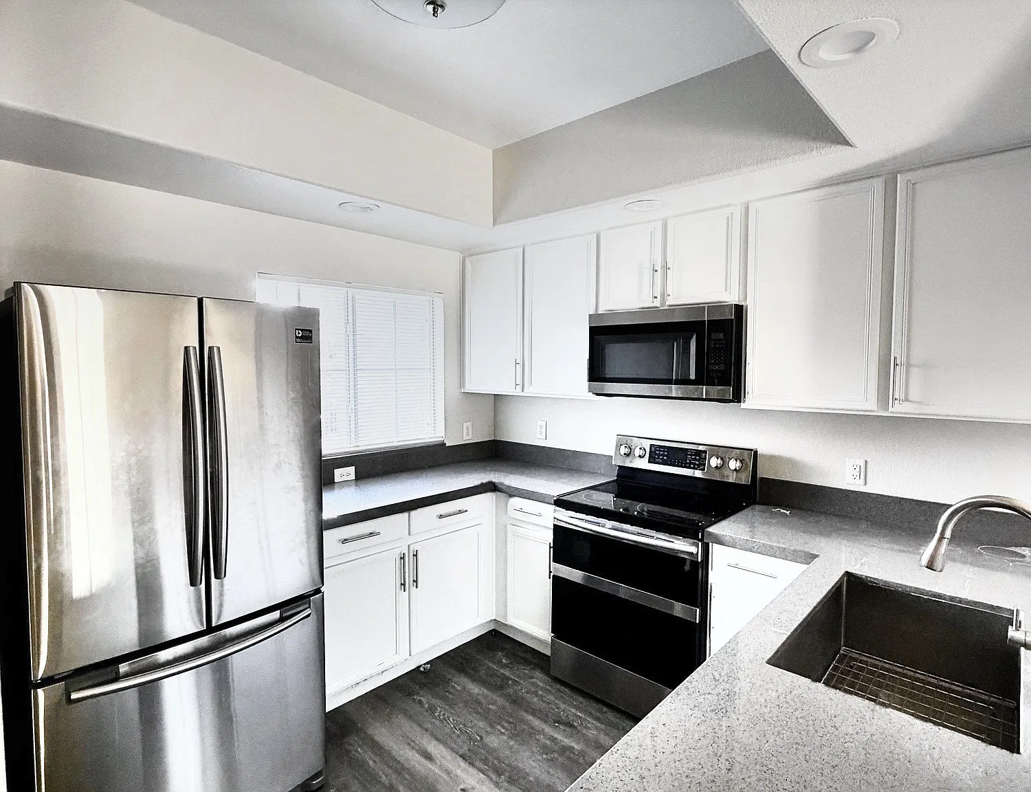 2 bed, 1132 sqft, $1,565 — Photo 1