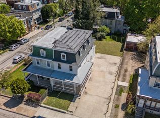 32 W Seymour St, Philadelphia, PA 19144