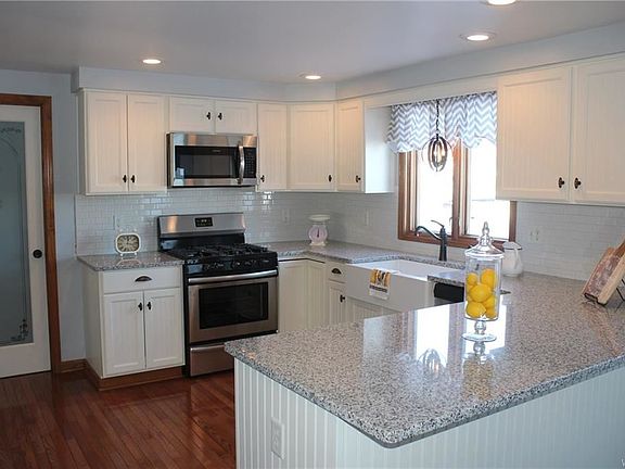 4th image of 43 Cedarbrook Dr