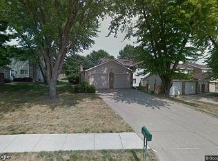 1219 Willow Ave, Bellevue, NE 68005