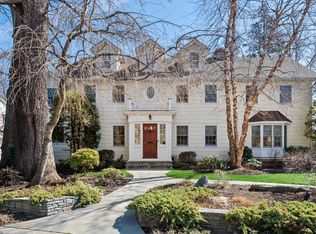 7 Iden Ave, Larchmont, NY 10538