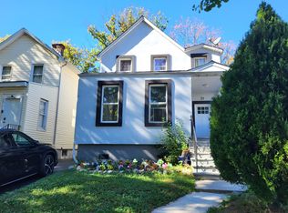 21 Oak St, East Orange, NJ 07018