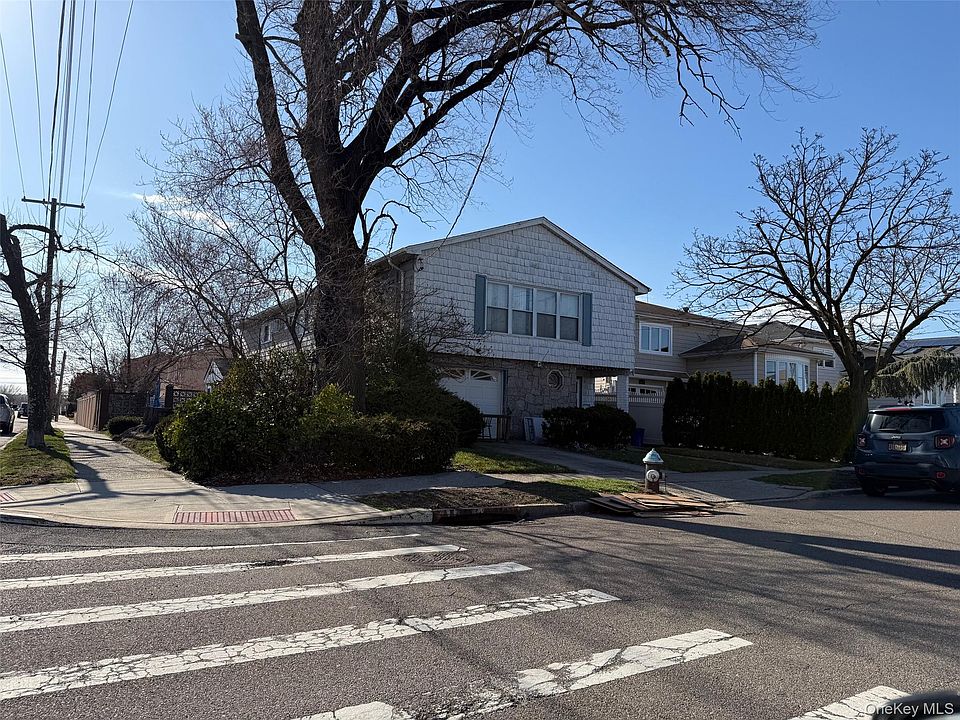 1st image of 160-52 88th Street