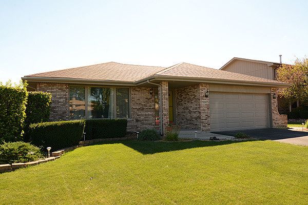 1st image of 12027 Lakeview Trl