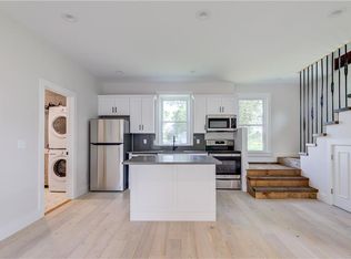 566 E Main Rd #G, Middletown, RI 02842