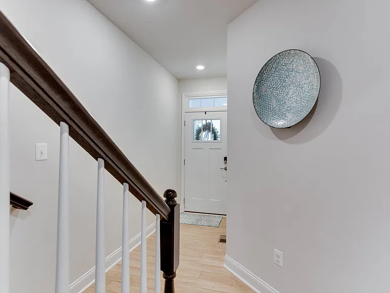 1295 Orchid Rd — Photo 15