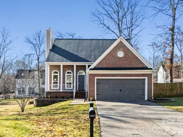 9601 Newby Ln, Matthews, NC 28105