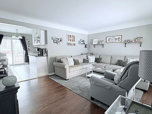 3rd image of 8981 Clinton River Rd