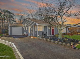 13 Cranberry Drive, Tinton Falls, NJ 07753