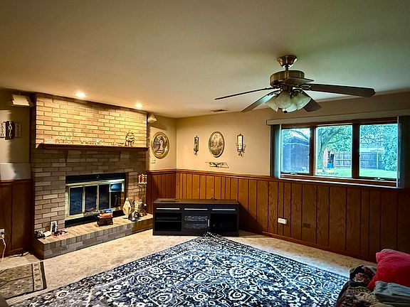 5th image of 1401 Capri Ln