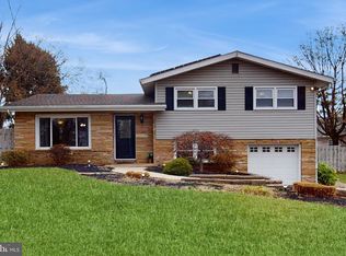 935 Bear Tavern Rd, Ewing, NJ 08628