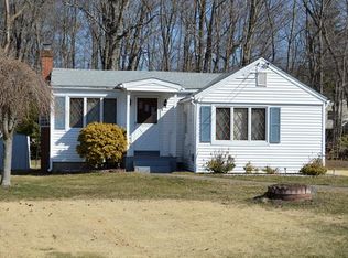 814 Main St, Monroe, CT 06468