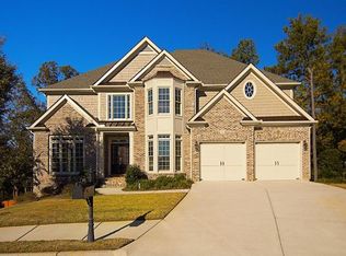 401 Oak Brook Ct SE, Smyrna, GA 30082