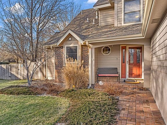 4th image of 7542 SW Robinhood Ct