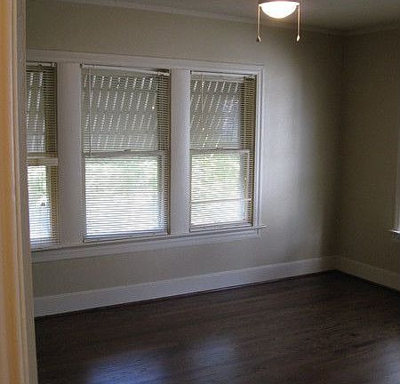 3rd image of 5814 La Vista Ct