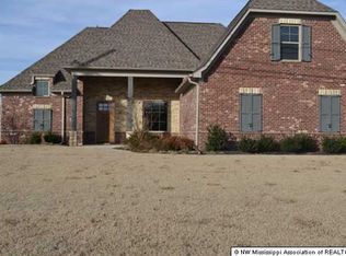 1320 Holly Springs Rd, Hernando, MS 38632