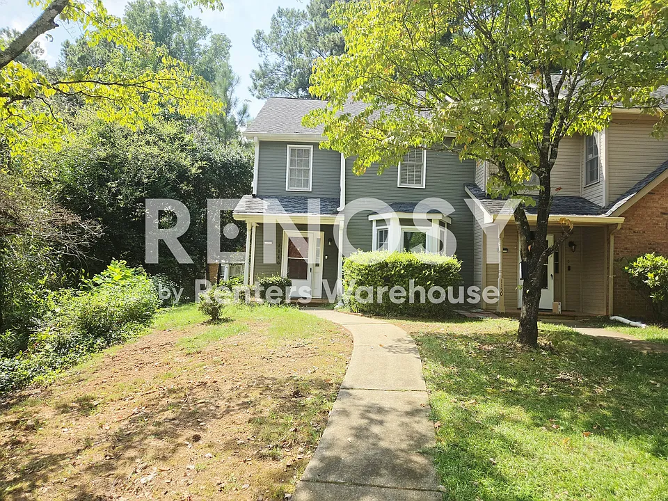 1140 Country Club Pl NW