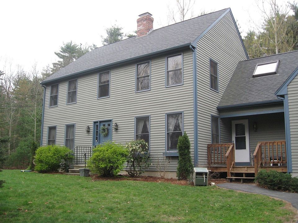 Stately colonial-exterior paint 2010
