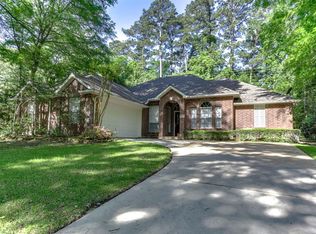 223 Broadmoor Dr, Huntsville, TX 77340