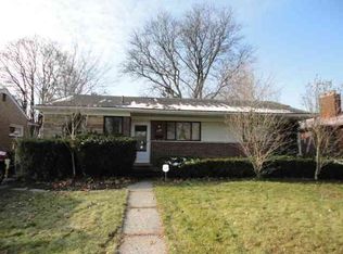 21361 Westhampton St, Oak Park, MI 48237