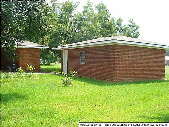 2nd image of 14416 Greenwell Springs Rd